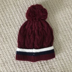 Bobble hat